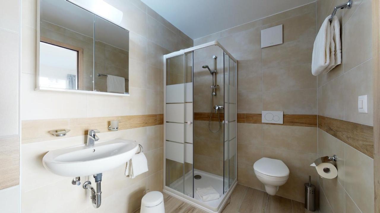 Nonanteneuf Appart Hotel Aigle - Contactless Check-In Екстериор снимка